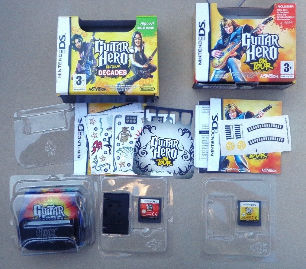 Guitar Hero On Tour Decades + Guitar Hero On Tour DS, Ophalen of Verzenden, Zo goed als nieuw