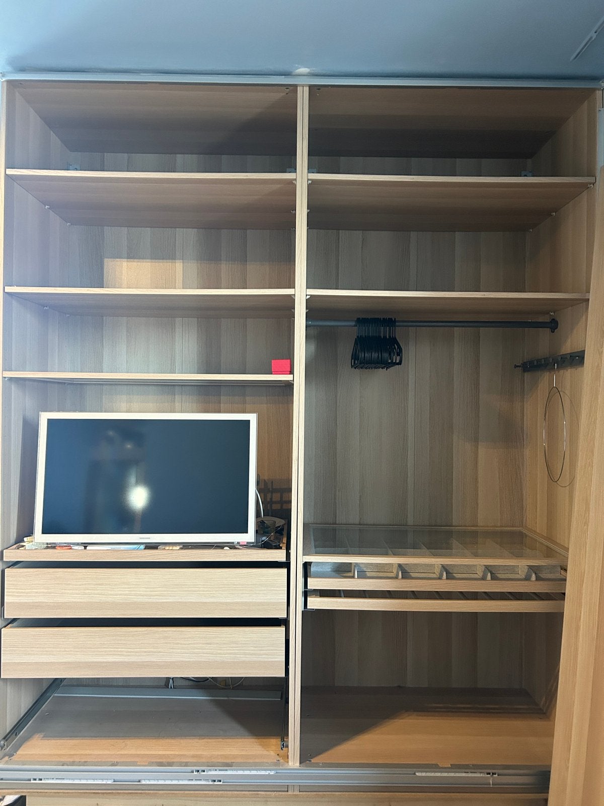 Eikenhouten kledingkast IKEA, Huis en Inrichting, Kasten | Dressoirs, Zo goed als nieuw, 200 cm of meer, 50 tot 75 cm, Met lade(s)