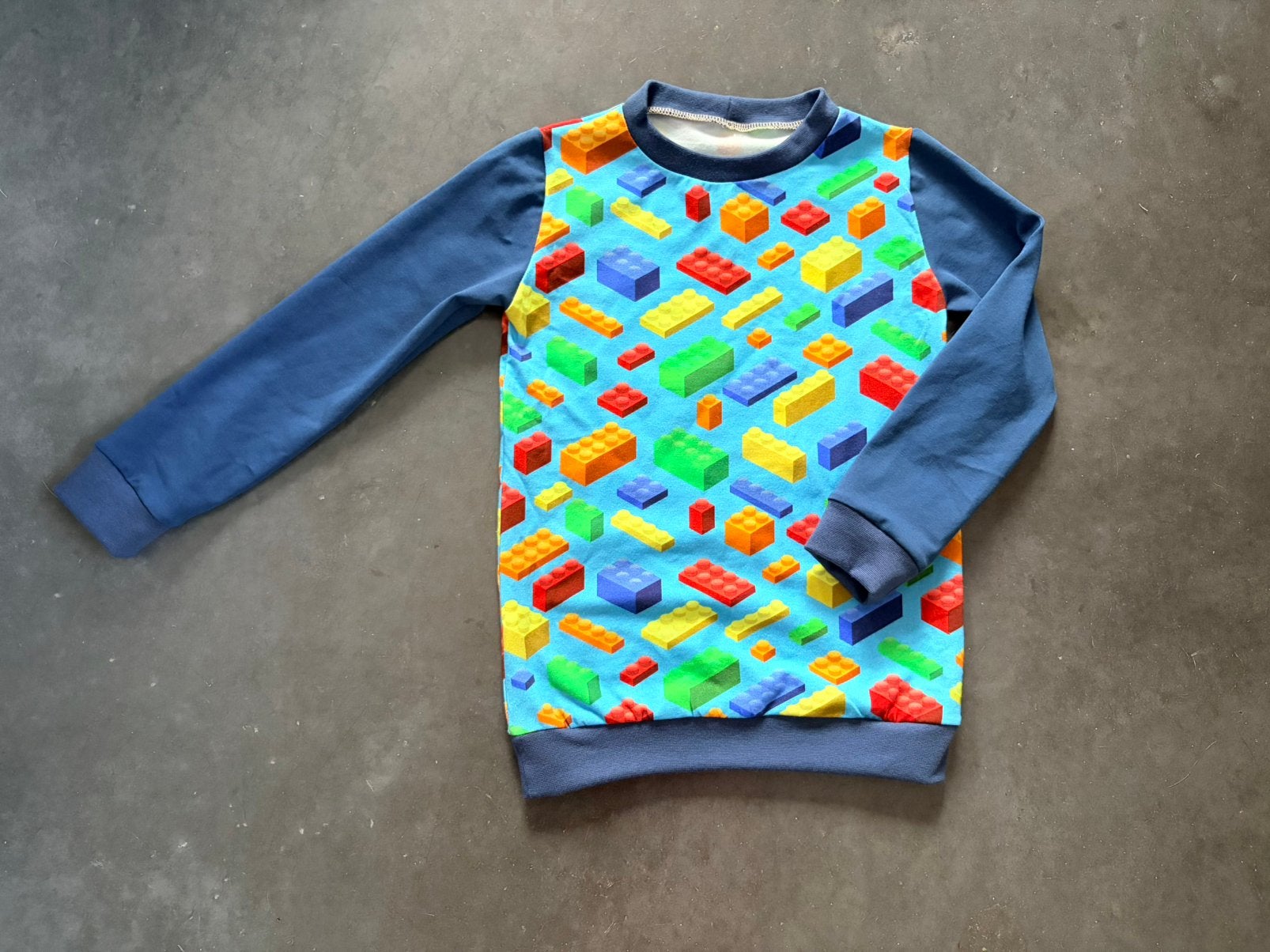 Longsleeve legoblokken maat 110, Kinderen en Baby's, Ophalen of Verzenden, Zo goed als nieuw