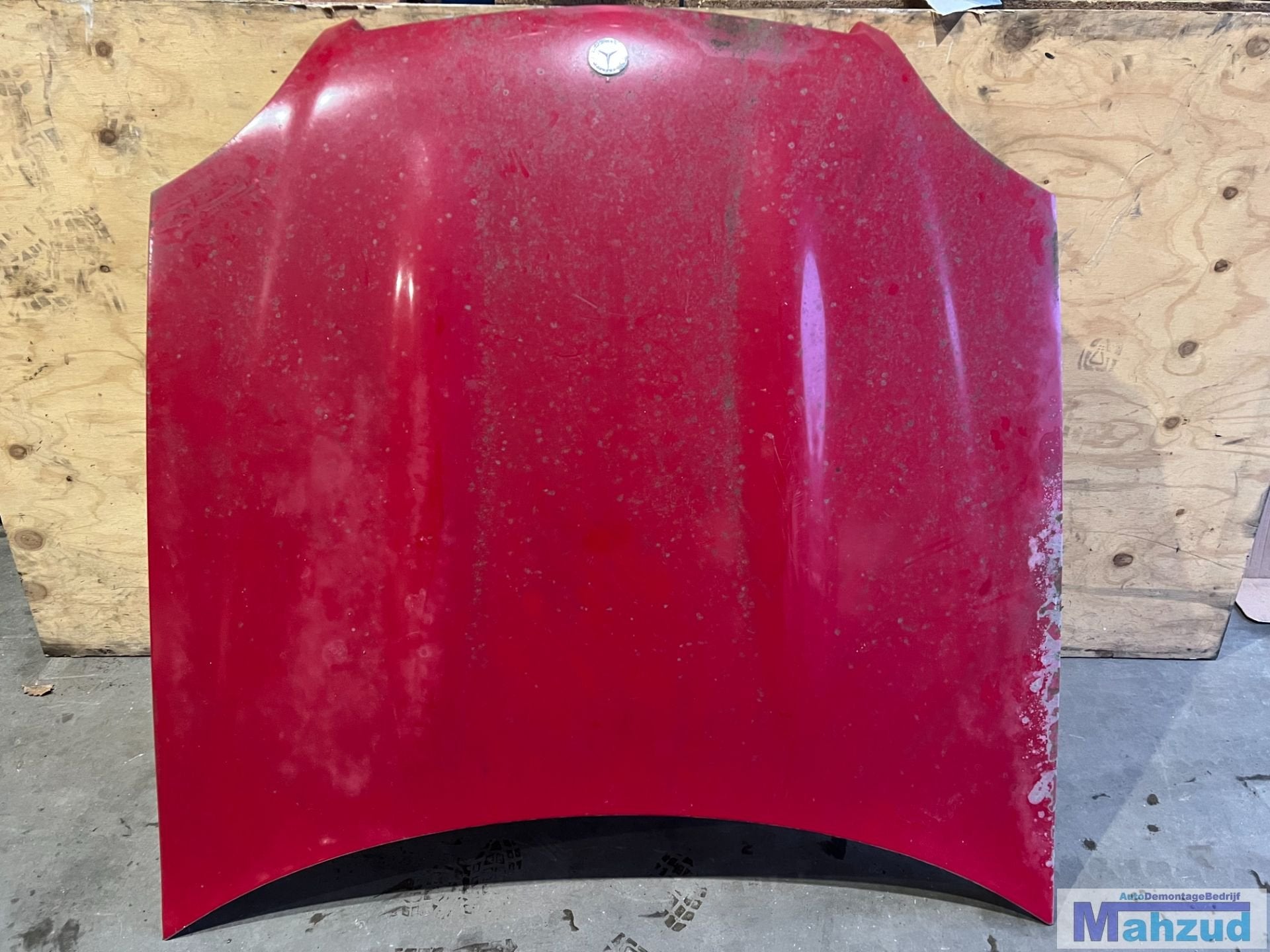 MERCEDES SLK R170 ROOD H582 motorkap 1996-2000, Gebruikt, Mercedes-Benz AG, Mercedes-Benz, Mercedesstrasse 120
70372  Stuttgart, DE
