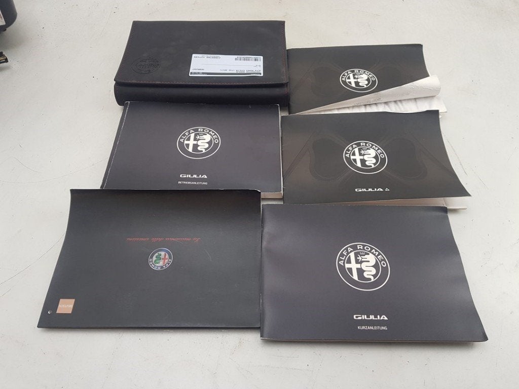 MANUEL UTILISATEUR Alfa Romeo Giulia (952) (01-2015/10-2022), Utilisé, Alfa Romeo
