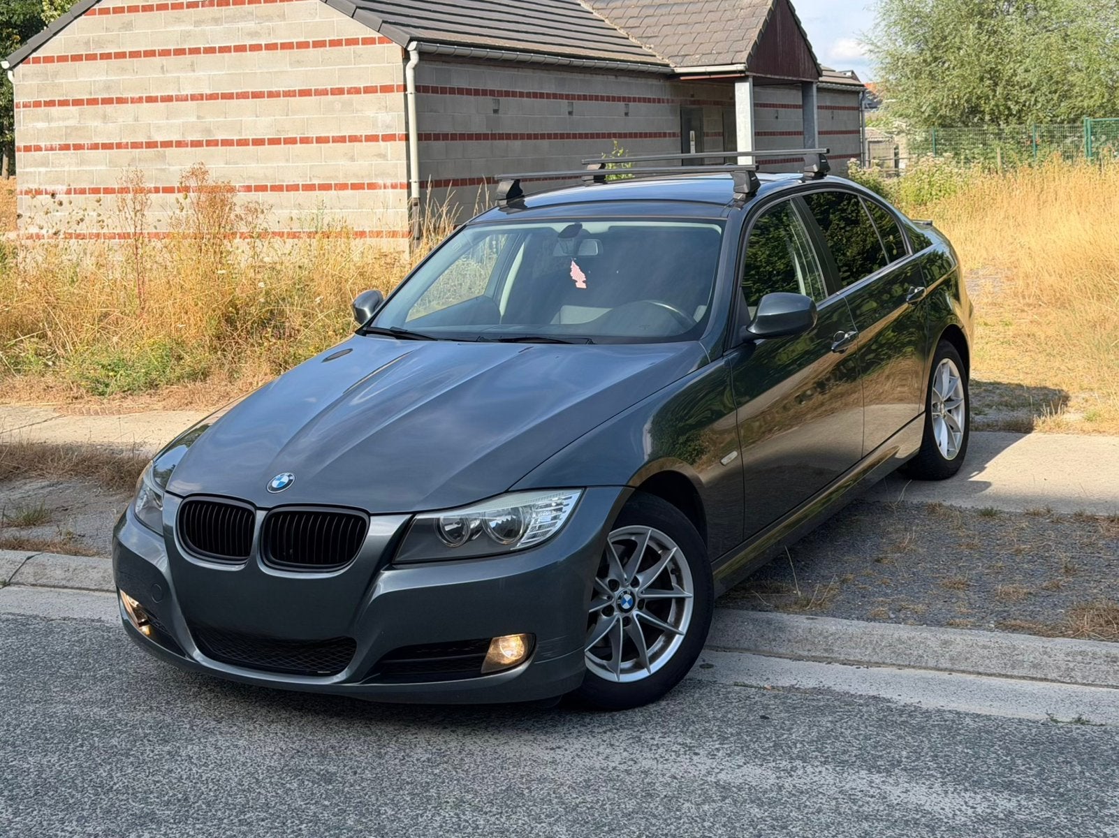 ** BMW 318i EURO5 190.000KM GARANTIE + PRETE A IMMA **, Autos, BMW, Euro 5, Achat, 4 portes, Entreprise