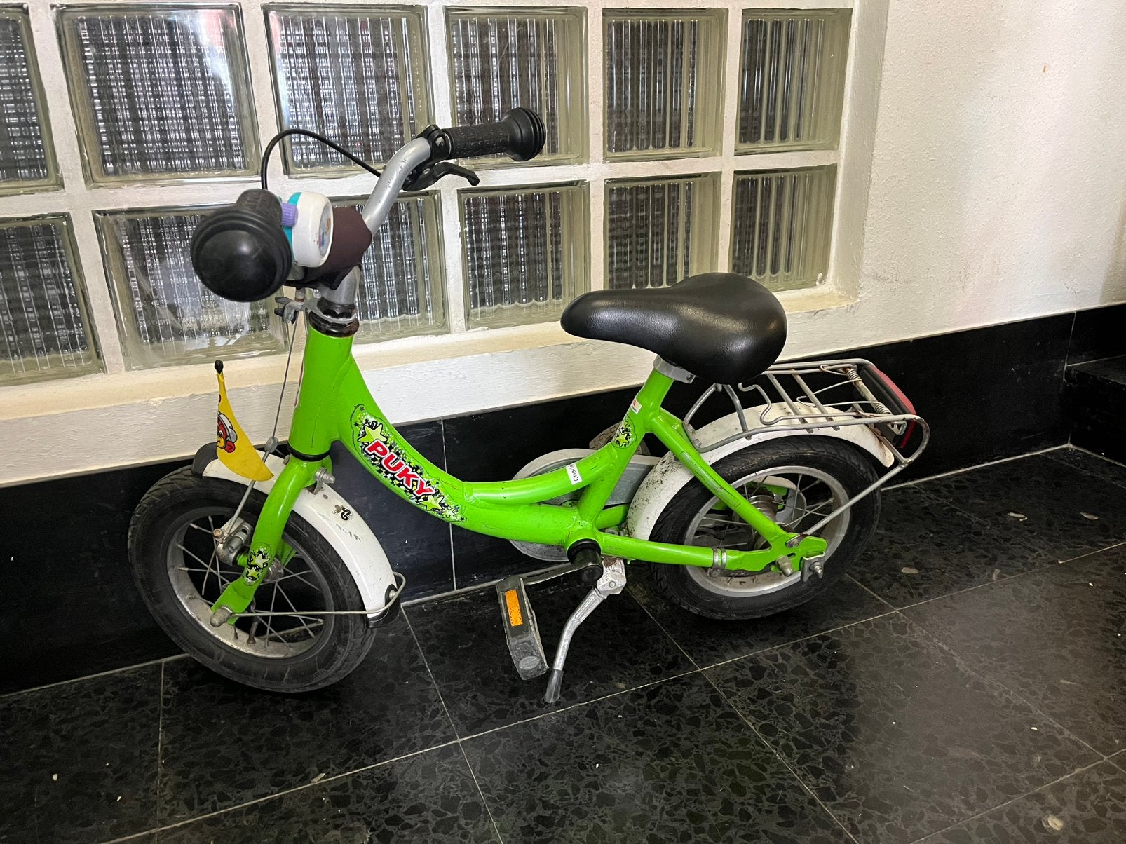 Velo puky 12" avec stabilisateurs, Stabilisateurs, Frein à rétropédalage, Enlèvement, Utilisé