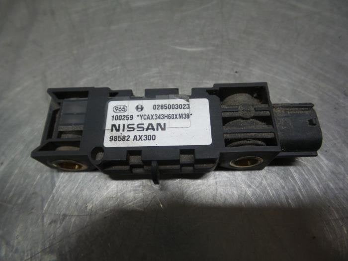 Détecteur airbag d'un Nissan Micra (Micra 03-), -, 3 mois de garantie, Utilisé, -