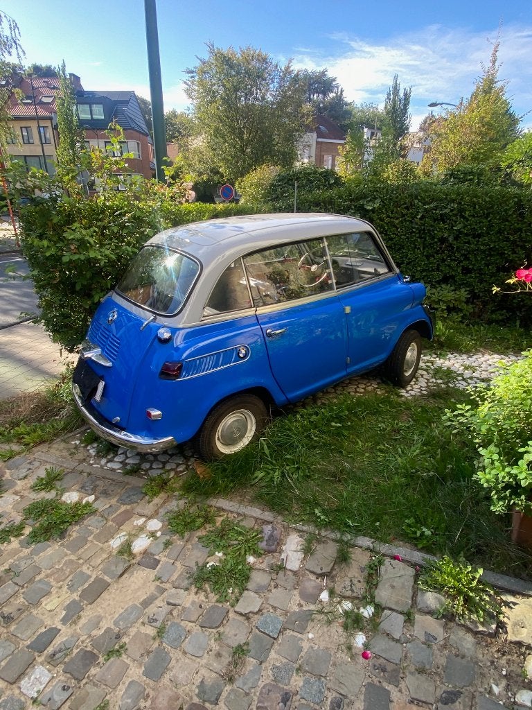 Isetta 600 et Chevrolet Impala, 4 deurs, Chevrolet, Elektrisch, Berline