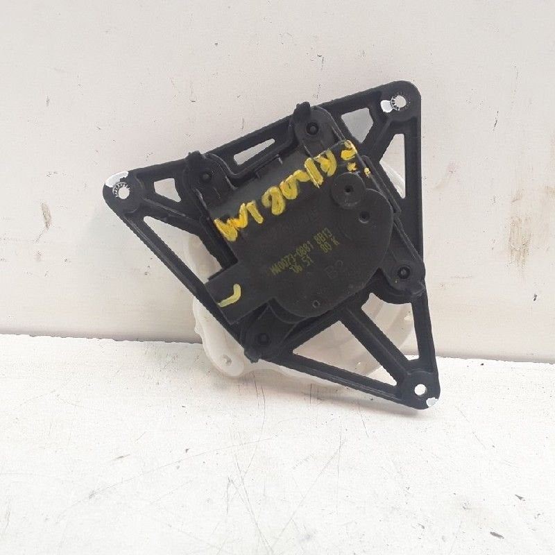KACHELSTELMOTOR Kia Stonic (YB) (|H4007308818B13|), Gebruikt, Kia
