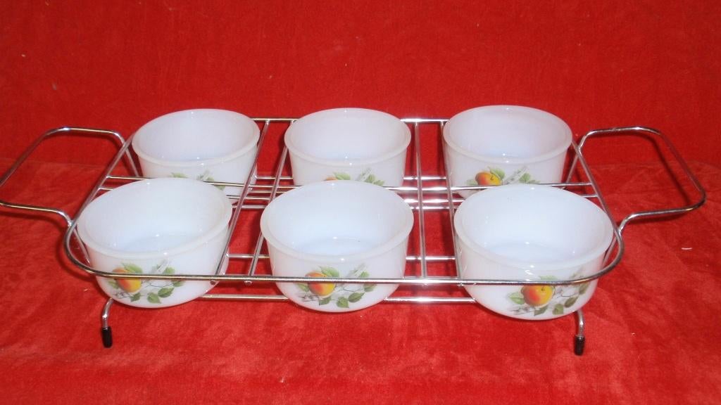 Jaren 1970 set opaline-glas potjes in rekje, Ophalen of Verzenden, Kom(men), Overige stijlen, Glas