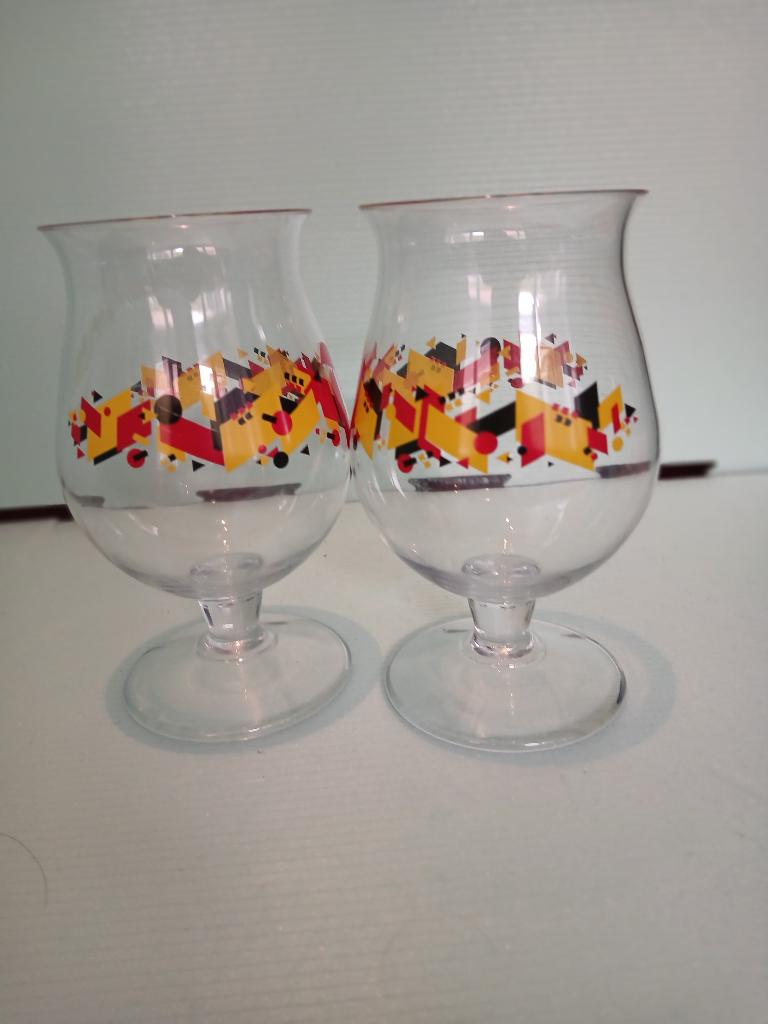 Deux verres DUVEL TRITAN plastique en parfait état, Collections, Marques de bière, Comme neuf, Verre ou Verres, Duvel, Enlèvement ou Envoi