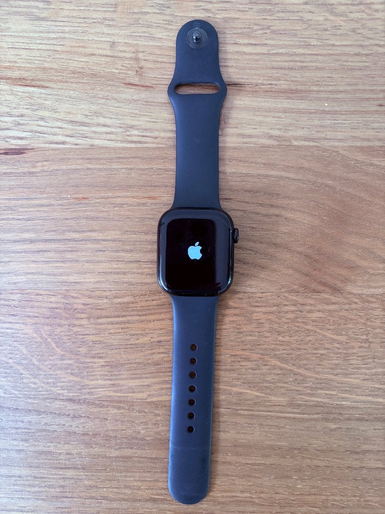 Apple Watch Series 10 42 mm en aluminium noir de jais (GPS), Étanche, Enlèvement ou Envoi, Apple Watch, IOS