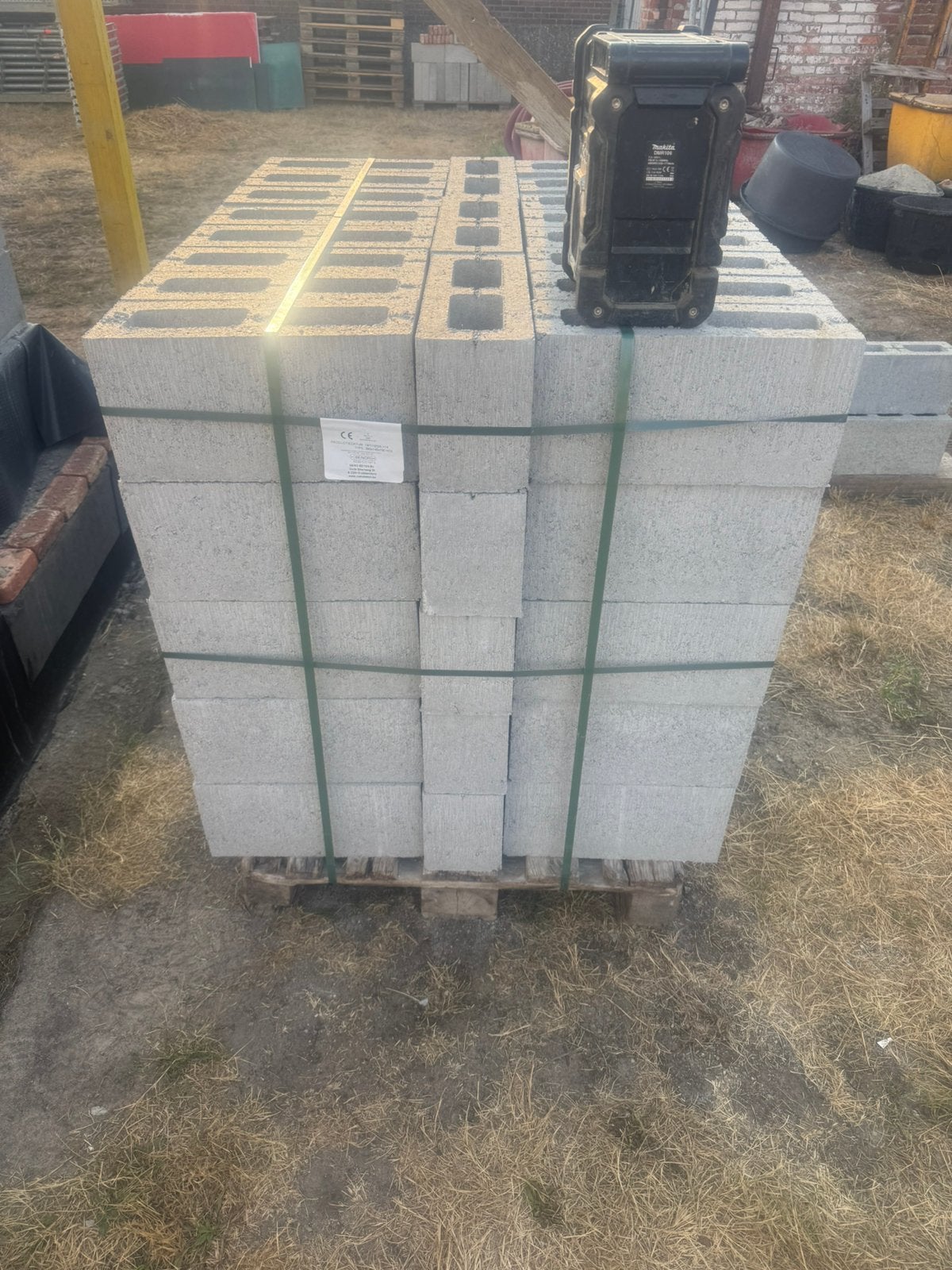 Betonblok 39x14x19, Doe-het-zelf en Bouw, Ophalen, Nieuw
