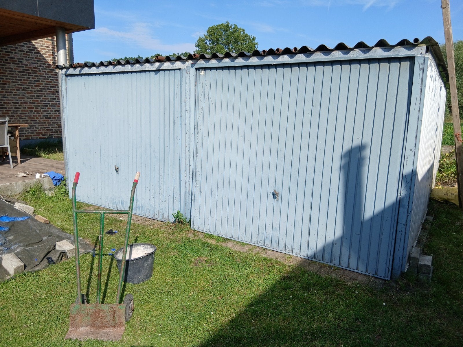 3 metalen garageboxen met vernieuwd dak, Tuin en Terras, Ophalen of Verzenden