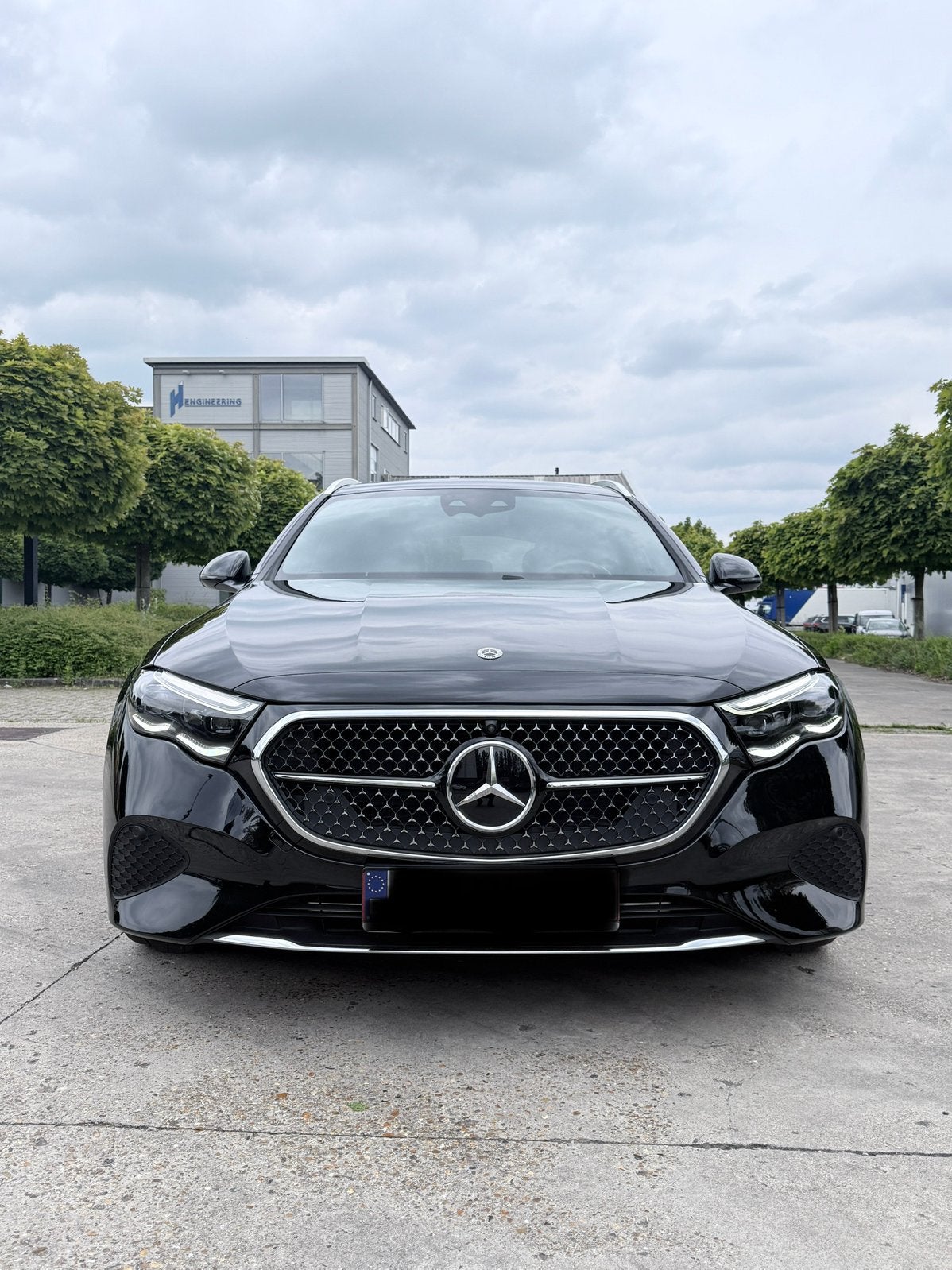 E300e BTW | Superscreen | HUD | Massage |Ventilatie|Pano|360, Auto's, Mercedes-Benz, Automaat, 2849 kg, Zwart, Leder