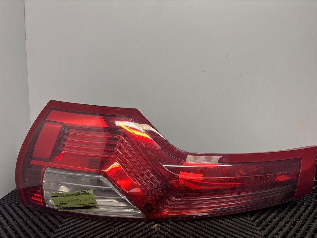 ACHTERLICHT LINKS C4 Picasso (UD / UE / UF) (|PSA00946601|), Gebruikt, Citroën, Kontakt-citroen@citroen.com, Citroën Deutschland GmbH