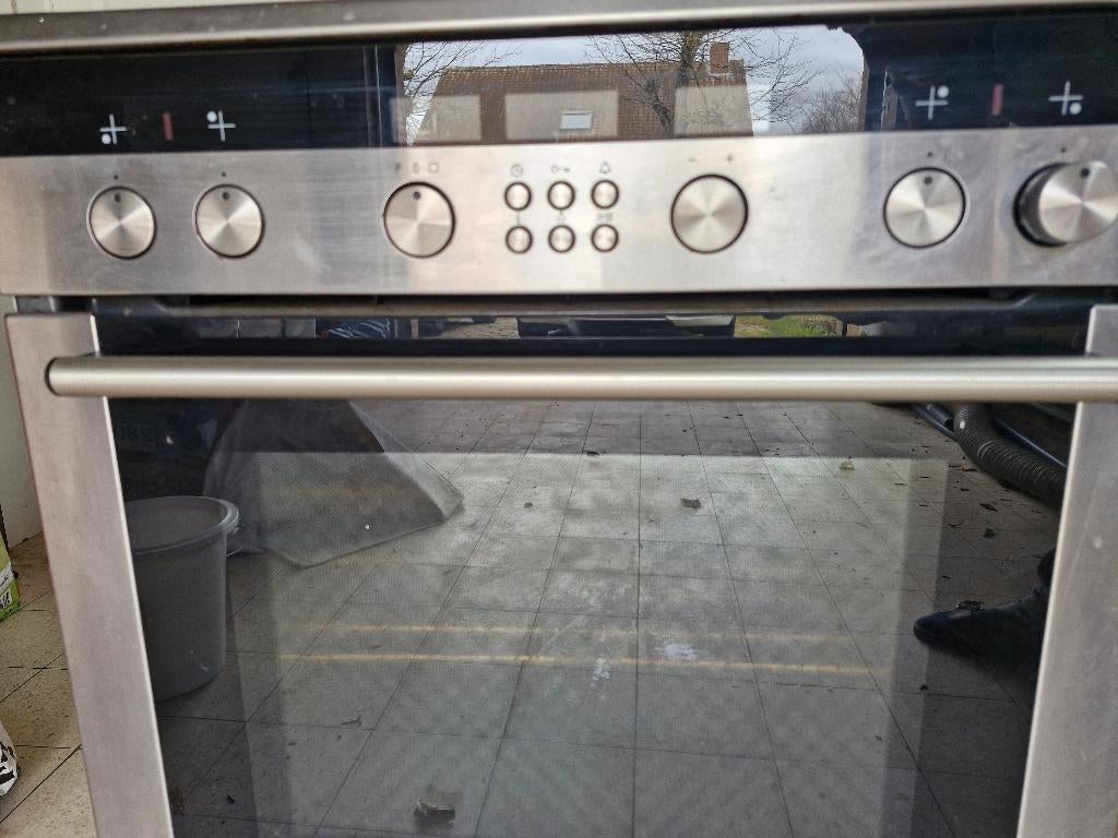 Four Siemens avec plaque de cuisson, Electroménager, Enlèvement, Utilisé, Air chaud, 45 à 60 cm