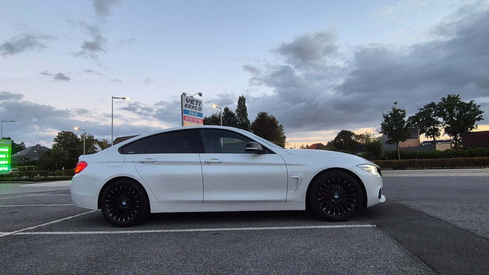 BMW 418d Gran Coupé Automatic Sport Line, Autos, Cuir et Alcantara, Achat, Entretenue par le concessionnaire, Noir