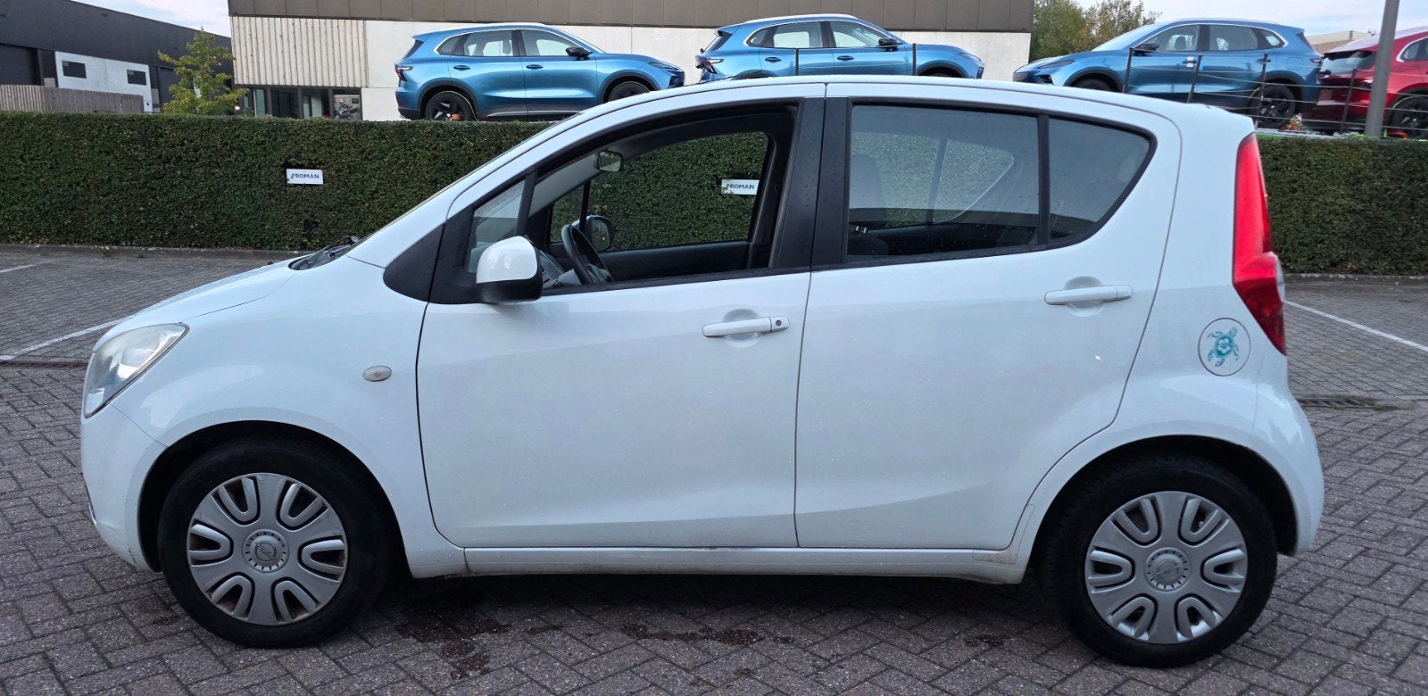 Opel Agila 2013 / AIRCO / AUTOMATIQUE / ESSENCE /, Auto's, Automaat, Euro 5, Wit, Bedrijf