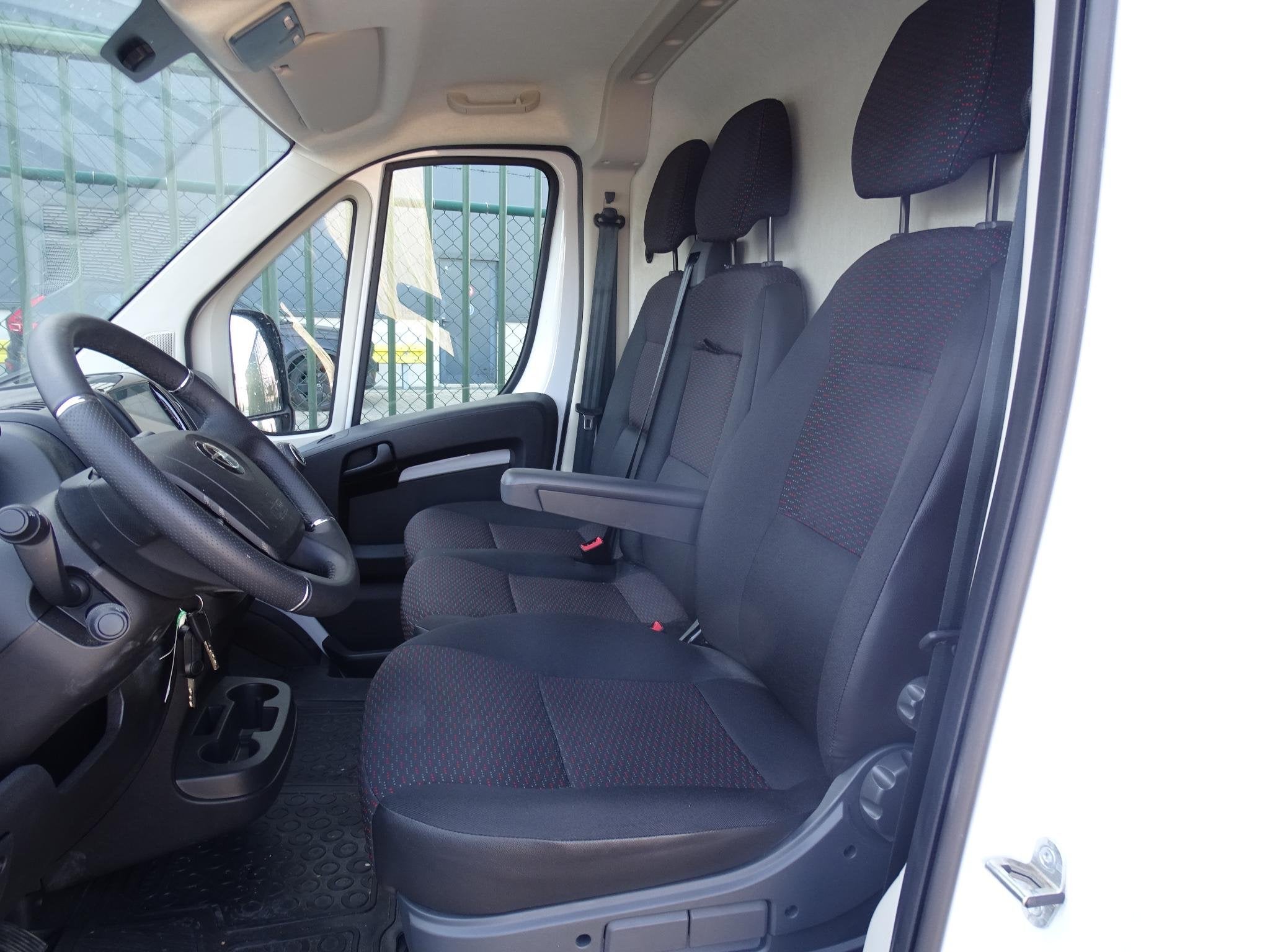 Opel Movano 3500 2.2 L Turbo D 103kW L3H2 Light, Auto's, Voorwielaandrijving, 4 deurs, Stof, Gebruikt