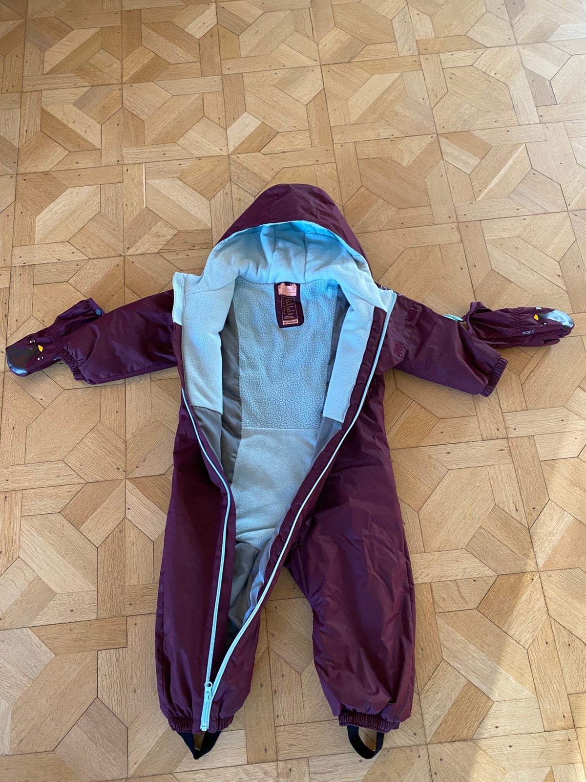 Skipak kind, Enlèvement, Comme neuf