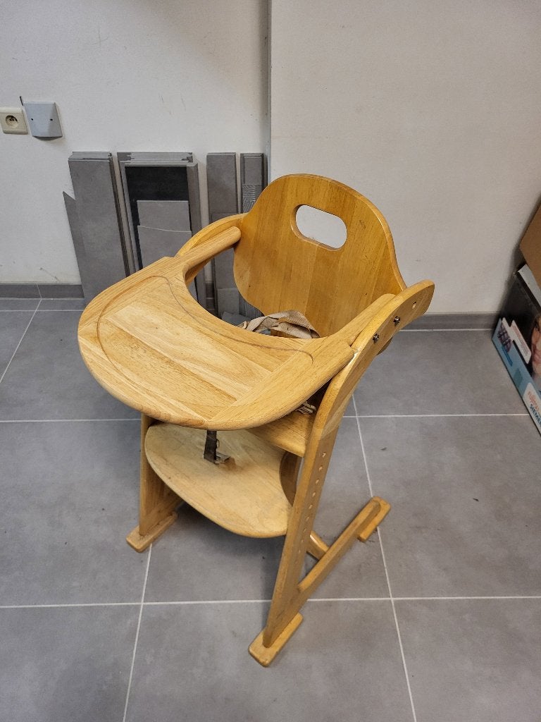 Meegroeistoel, Ophalen, Zo goed als nieuw, Meegroeistoel, Gordel(s)
