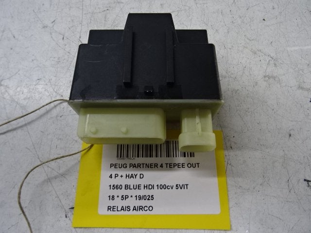 VENTILATEUR DE REFROIDISSEMENT Peugeot (9652021180), Kontakt-peugeot@peugeot.com, Utilisé, Peugeot Deutschland GmbH, Bahnhofsplatz
65423  Rüsselsheim, DE
