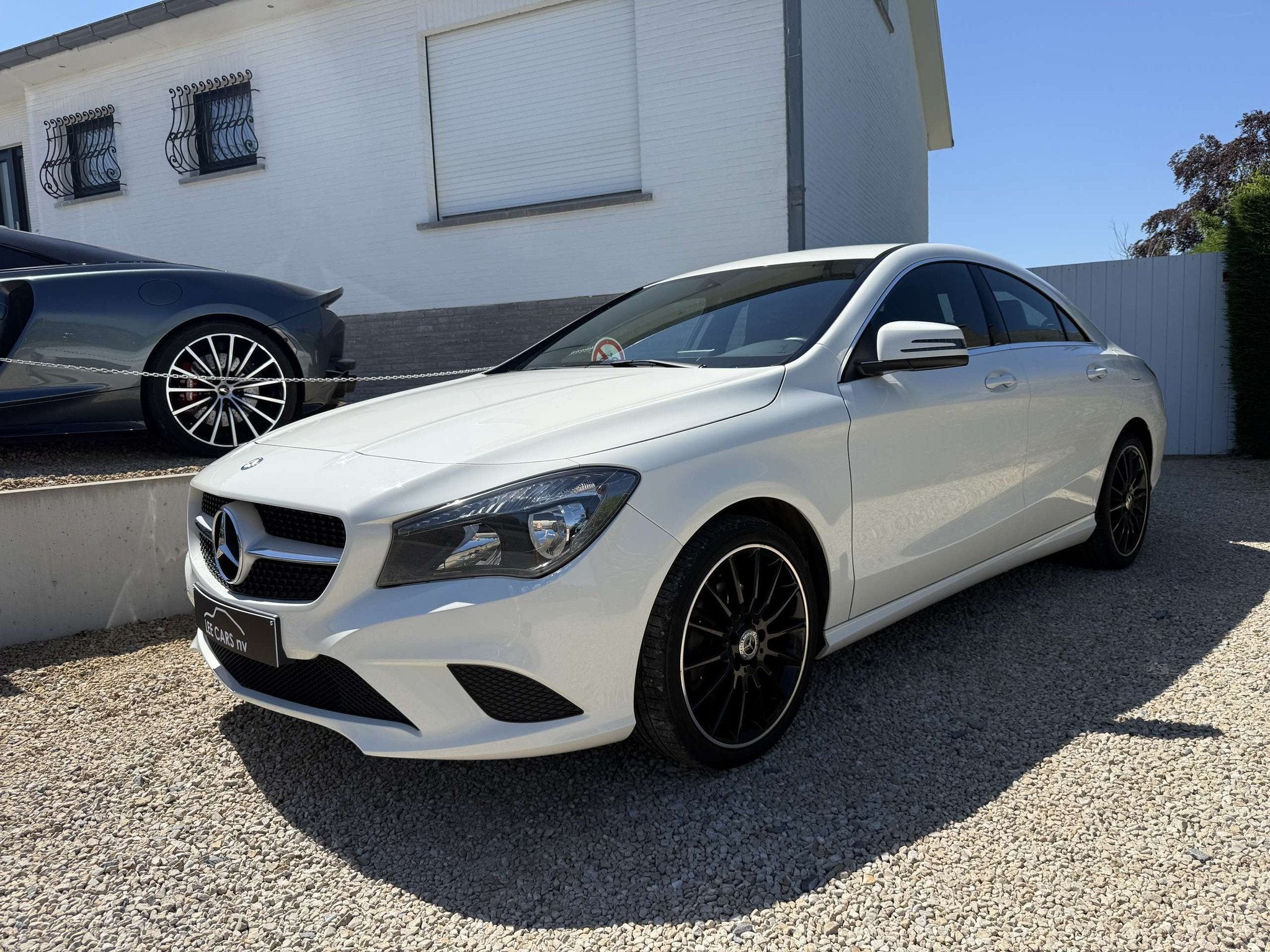 Mercedes-Benz CLA-Klasse 180 CLA 180 NAVI,AIRCO,AMG VELGEN,S, Auto's, 122 pk, Gebruikt, 4 cilinders, Wit