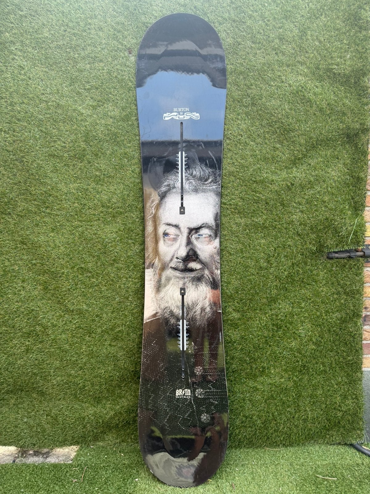 Burton Nug Ash Back ‘n black 2013 maat 150 V-rocker, Ophalen, Zo goed als nieuw, Board