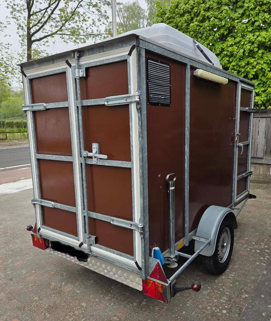 Aanhangwagen met topbox en vast toilet, Auto diversen, Aanhangers en Bagagewagens, Ophalen