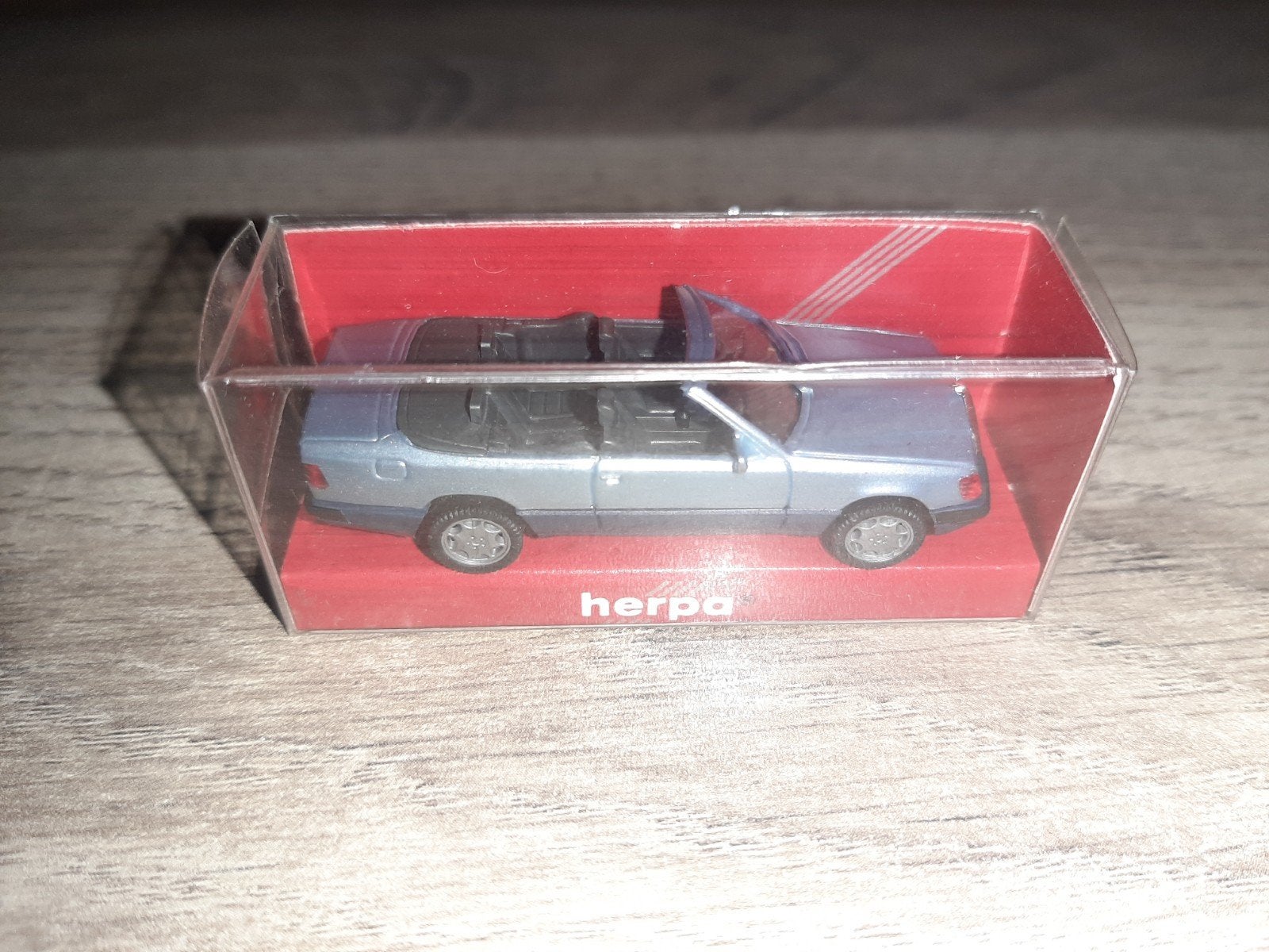 Herpa 1/87 Mercedes 300CE Cabriolet (nearly mint), Hobby & Loisirs créatifs, Voitures miniatures | 1:87, Enlèvement ou Envoi, Comme neuf