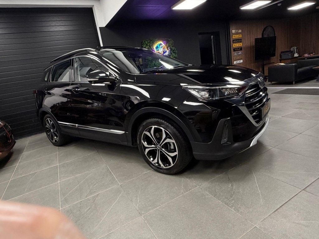 BAIC X55 TURBO BENZINE+LPG 2023 108.000 KM GEKEURD TOP STAAT, Autos, Cuir, Achat, Euro 6, Entreprise
