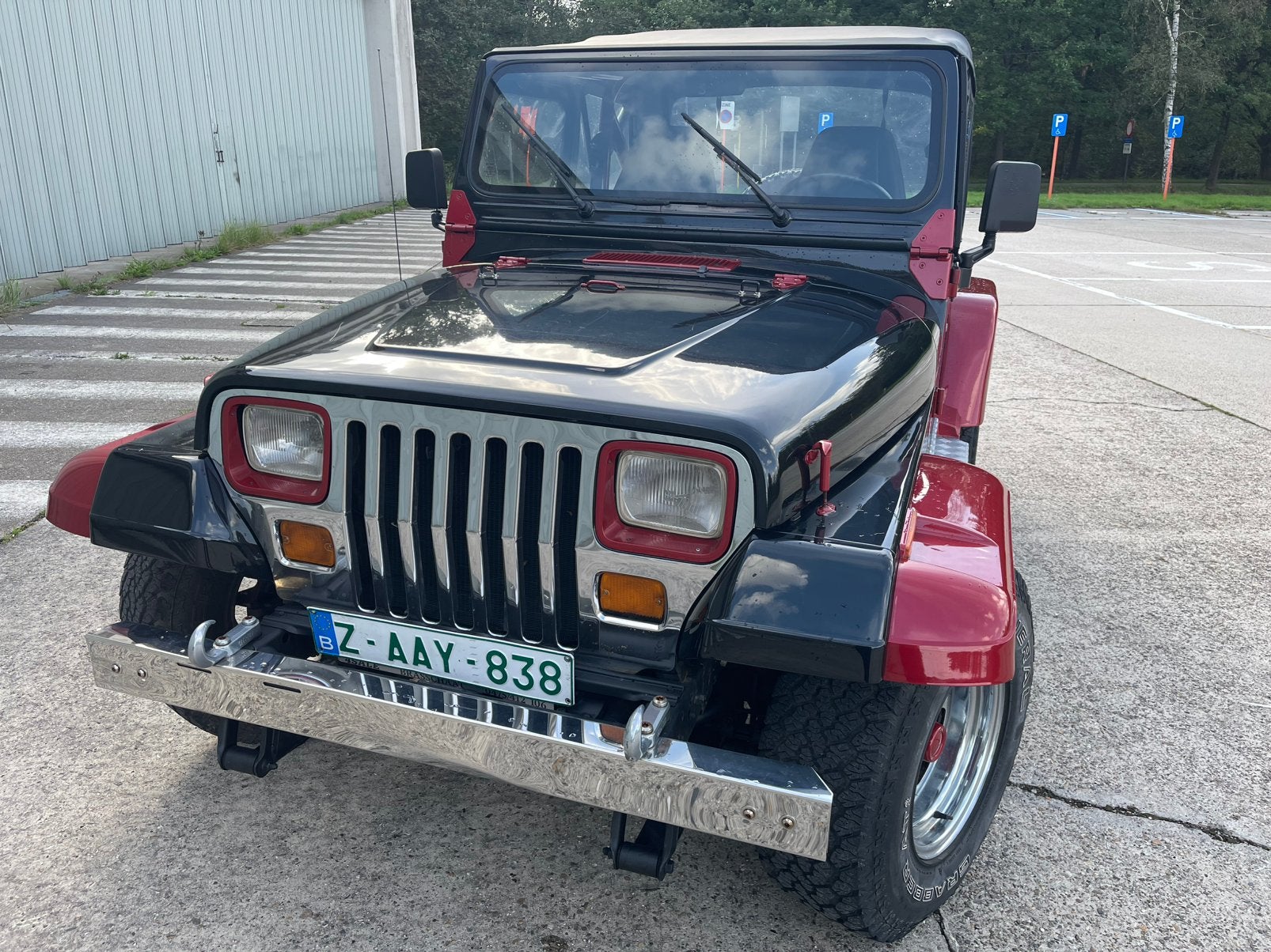 Wrangler 4.2 6 cyl. Anceitre/Parfait état ! ! ! ! !, Autos, Achat, 82 kW, 2 places, Boîte manuelle