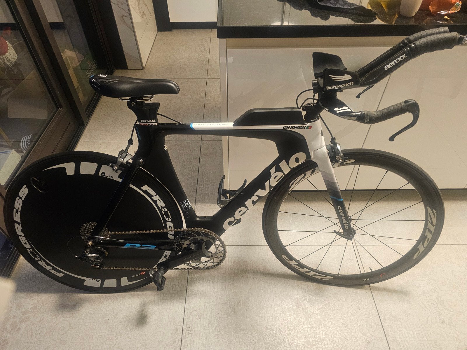 Cervélo P3 Tijdritfiets met dicht wiel en powermeter pedalen, Fietsen en Brommers, Overige merken, 28 inch, Gebruikt, Carbon