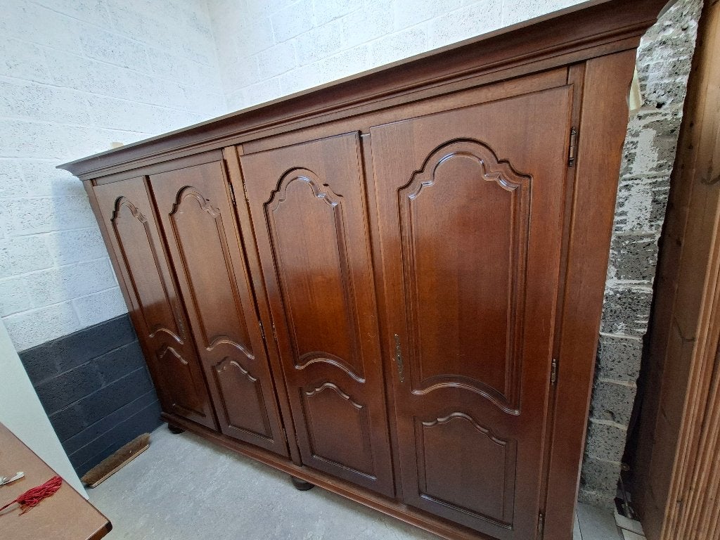 Slaapkamer antiek, Ophalen