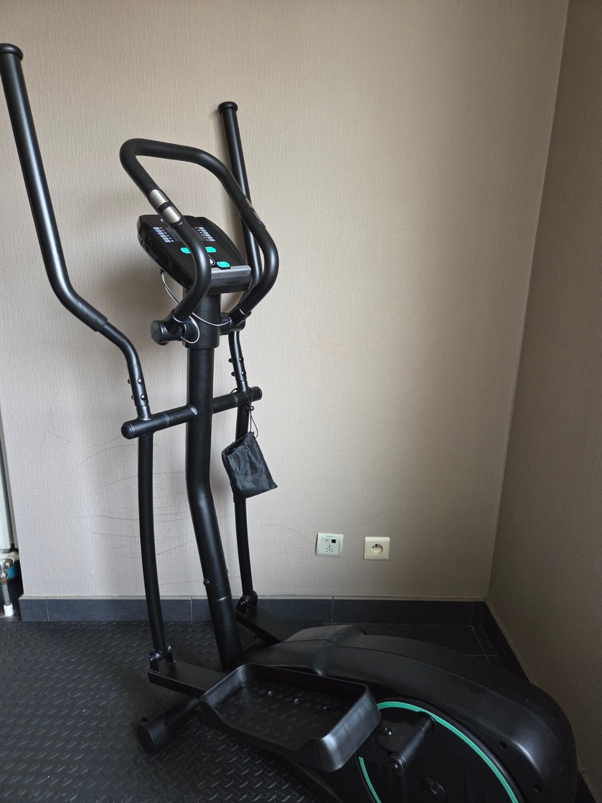 Crosstrainer Focus Fitness Fox 2, Sport en Fitness, Ophalen, Zo goed als nieuw, Crosstrainer, Metaal