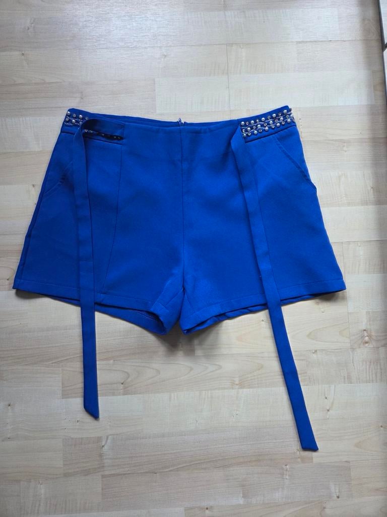 Mooie blauwe short met parels, steentjes maat large Azara, Kleding | Dames, Kort, Blauw, Maat 42/44 (L), Nieuw