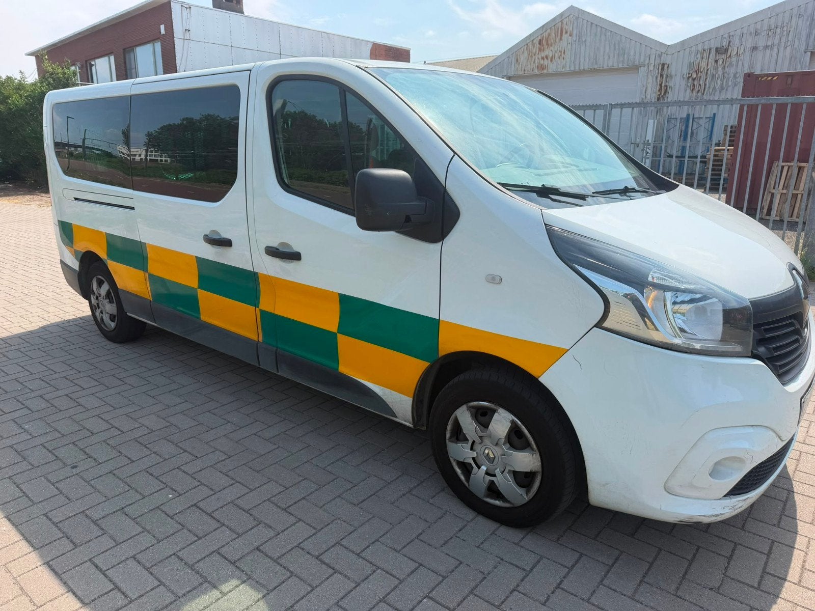 MINIBUS AVEC ASCENSEUR RENAULT TRAFIC 1.6TDCI 2018 280000KM, Achat, Euro 6, 5 portes, Diesel