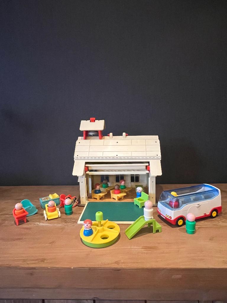 Vintage Fisher Price school met schoolbus uit 1971, Kinderen en Baby's, Ophalen, Gebruikt, Speelset, Met geluid