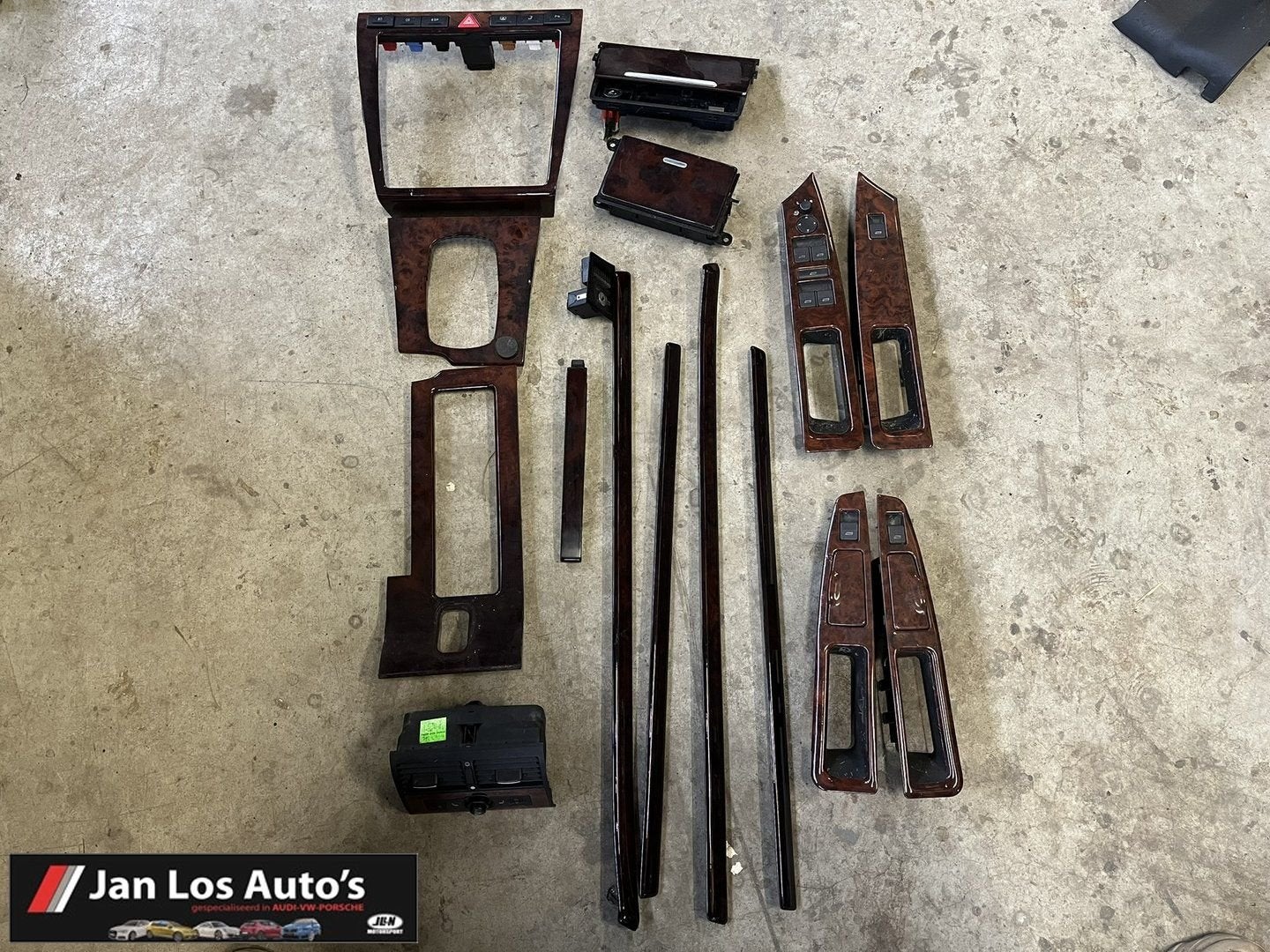 Interieurlijsten set Audi A8 D2 notenbomen hout, Gebruikt, -, -, -