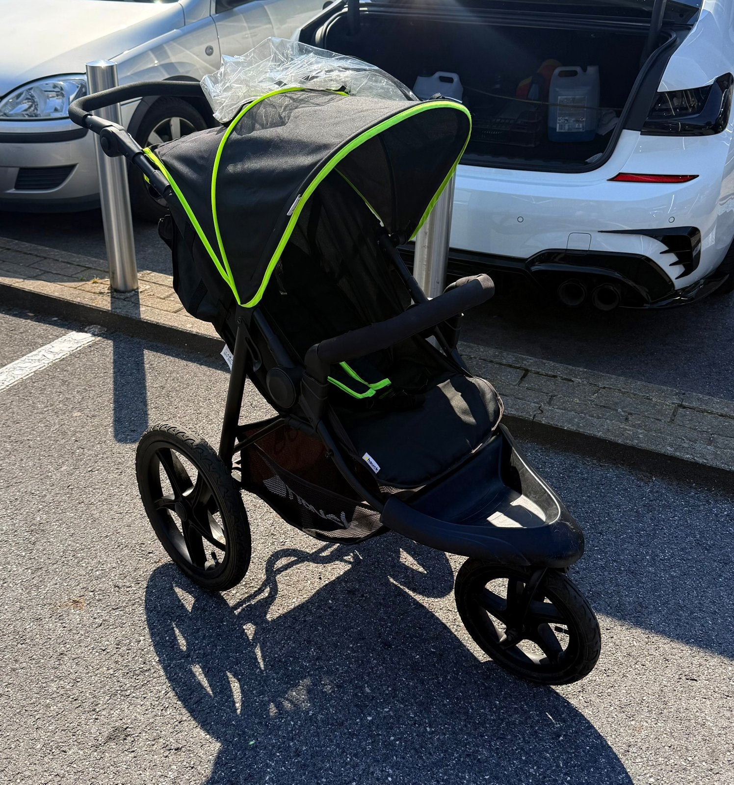 Sportieve joggingkinderwagen, Ophalen, Gebruikt