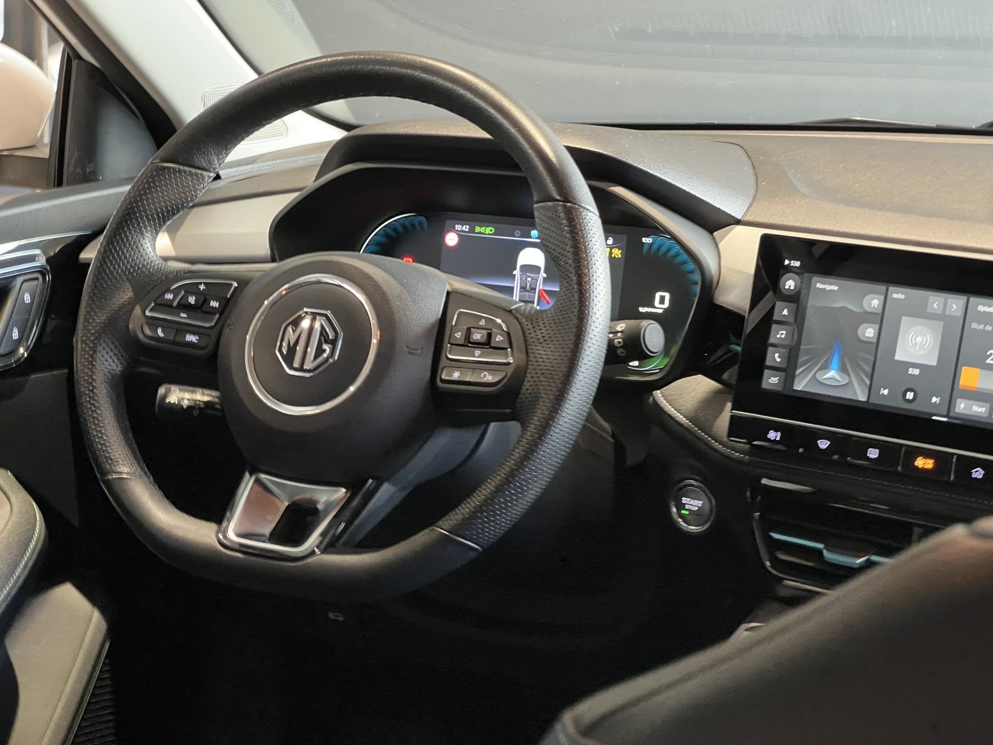 MG 5 Standard Range Luxury 50 kWh | Eerste eigenaar | Naviga, Gebruikt, 310 km, Wit, 5 deurs