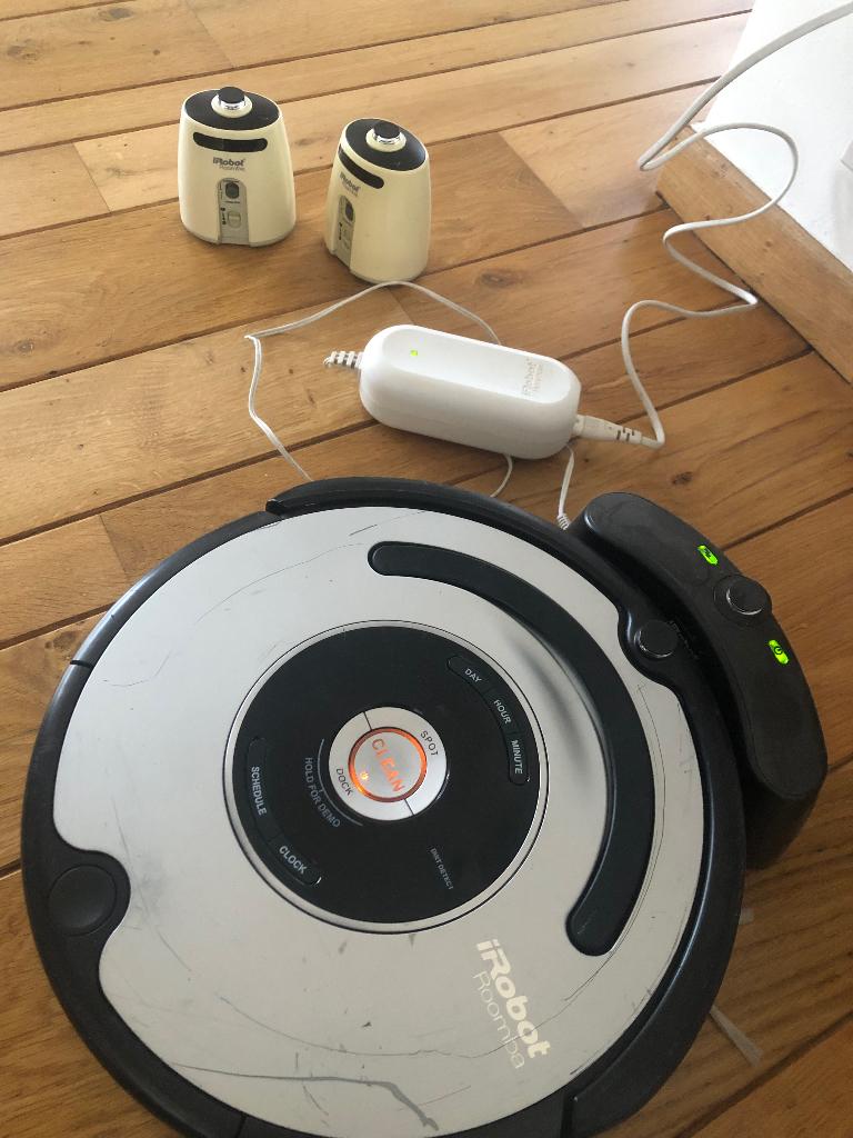 Roomba model 560, Elektronische apparatuur, Stofzuigers, Ophalen, Gebruikt, Robotstofzuiger