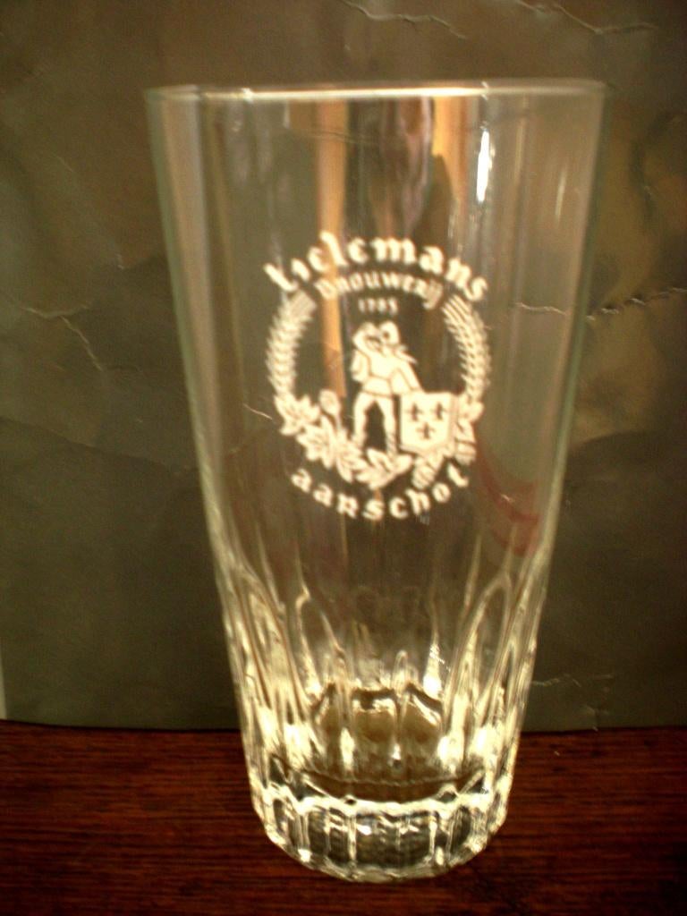 Tielemans Aarschot (nr. 3) 33 cl, Ophalen of Verzenden, Zo goed als nieuw, Glas of Glazen