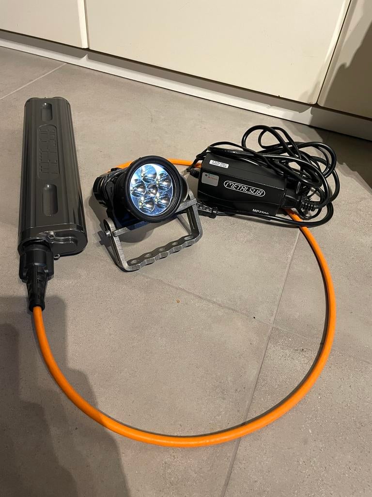 Duiklamp Metalsub KL1242 met PR1209 batterij., Ophalen of Verzenden, Zo goed als nieuw, Duiklamp