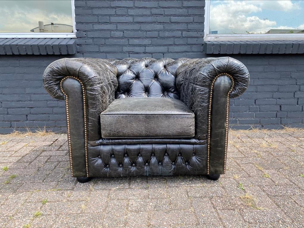 Stoere Chesterfield zetel vintage zwart GRATIS GELEVERD!, Antiek en Kunst, Ophalen of Verzenden