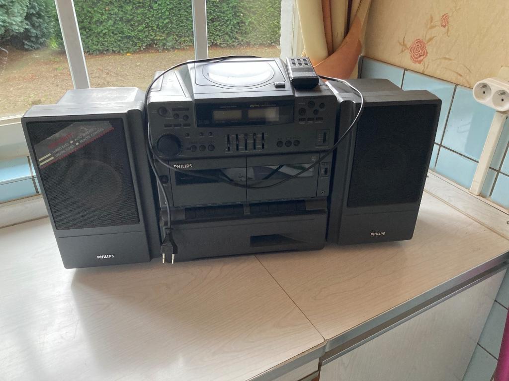 Radio cassette en cd speler Philips, Ophalen, Zo goed als nieuw, Radio, Met cd-speler