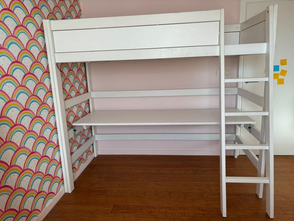 Lifetime hoogslaper met bureau (wit gelakt), Kinderen en Baby's, Kinderkamer | Stapelbedden en Hoogslapers, Gebruikt, Hoogslaper