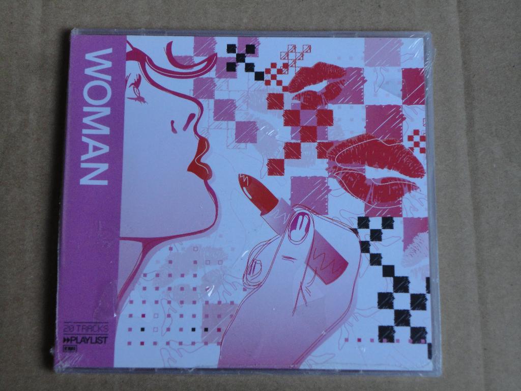 CD Woman -  SINEAD O CONNOR/BLONDIE/KELIS/NENEH CHERRY ..., Enlèvement ou Envoi