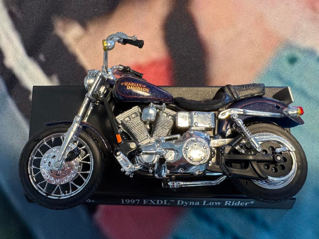 Maisto Harley-Davidson 1997 FXDL Dyna Low Rider, Ophalen of Verzenden, Zo goed als nieuw, Maisto