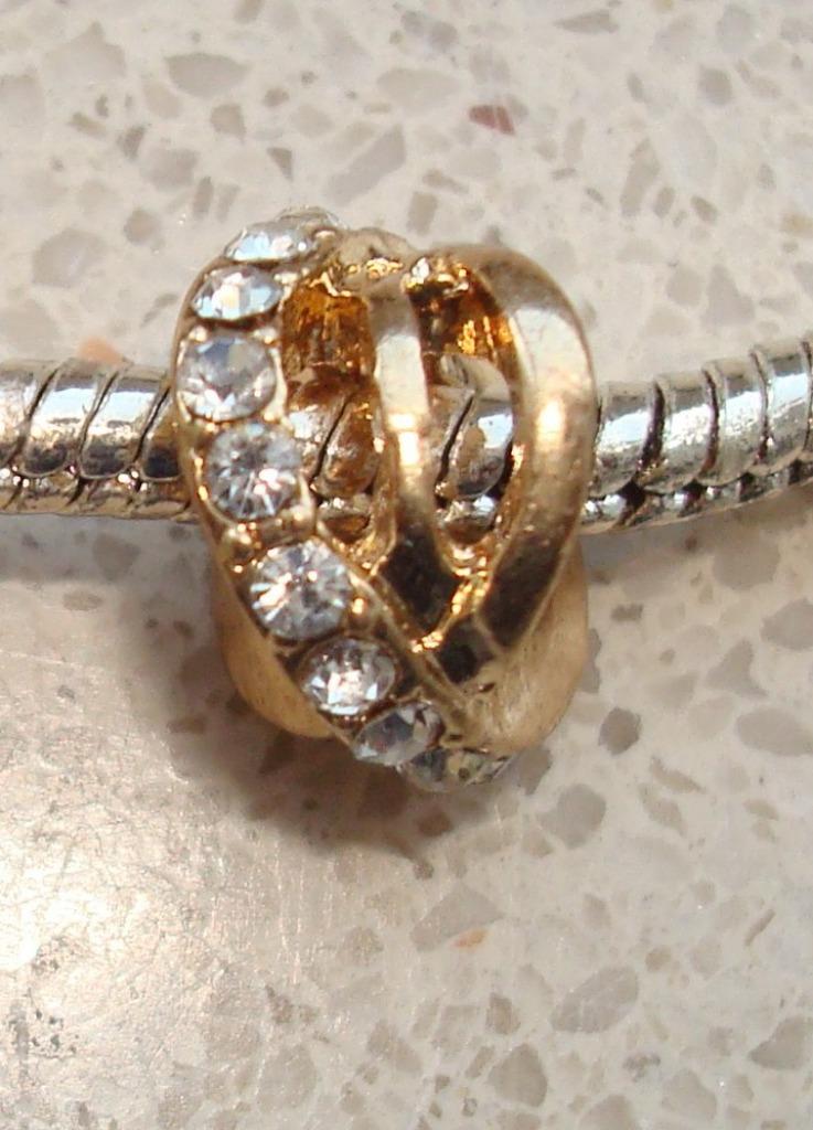 Dubbel vergulde bedel met strass voor groot-gat-bedelarmband, Handtassen en Accessoires, Overige merken, Overige materialen, Verzenden