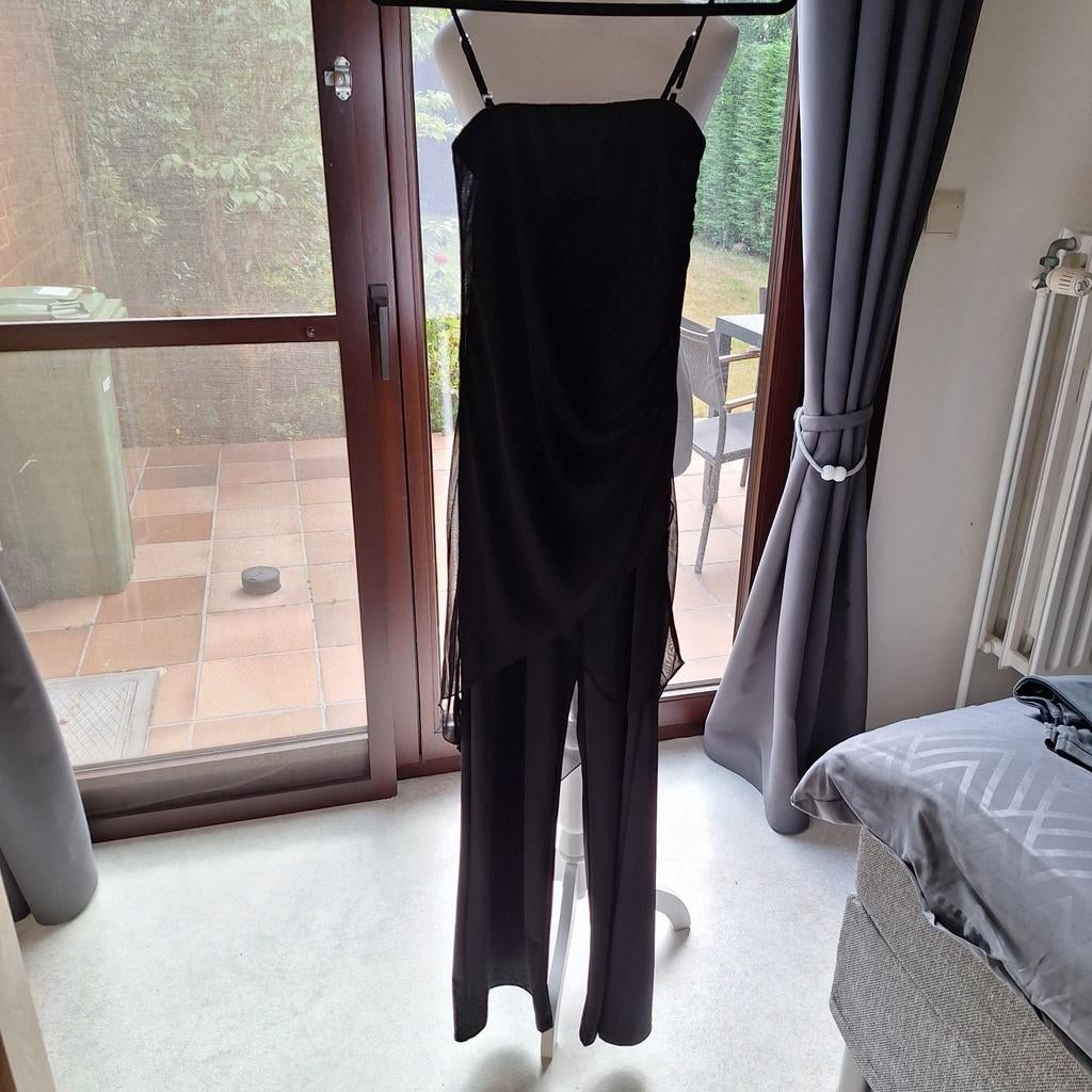 Jumpsuit, Ophalen of Verzenden, Zo goed als nieuw, Maat 38/40 (M), Zwart