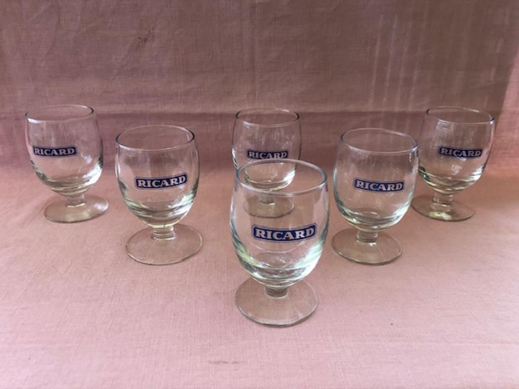 6 grands ballons en verre Ricard bleu en rectangle, sans..., Enlèvement ou Envoi, Comme neuf, Ustensile